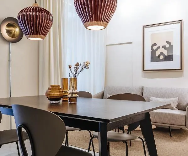 Bestay Refinadores De 세비야